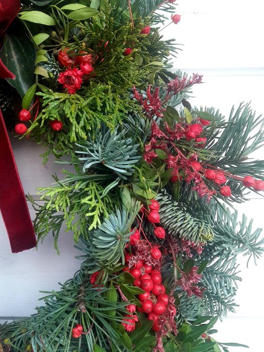 Naturalny zimowy/świąteczny wianek "Świąteczna czerwień 45 cm"