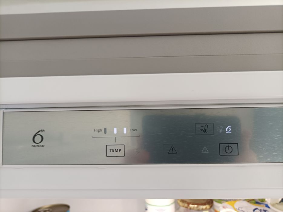 Lodowko-zamrazalka do zabudowy Whirlpool SP 40 801 EU 1