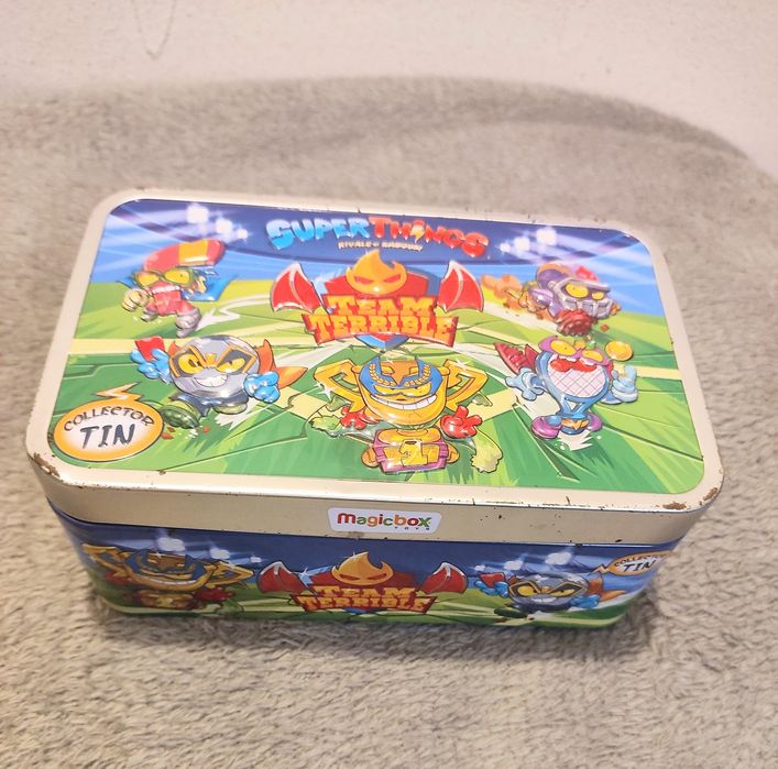 Pudełko superthings