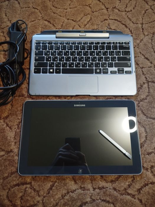 Планшет Samsung ativ 500