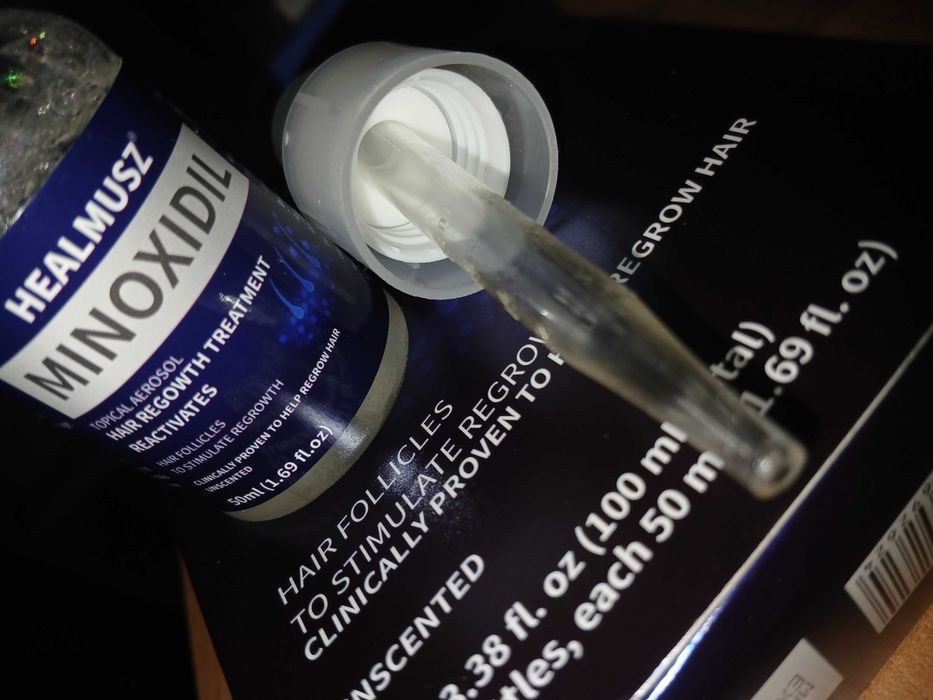 Minoxidil 5%+ dermaroller