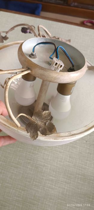 Candeeiro de teto com 2 lâmpadas