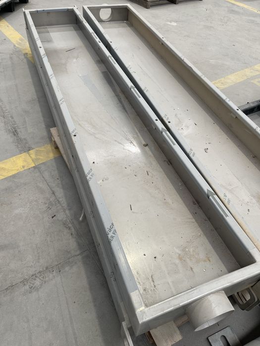 Caleiras / Tabuleiros Industriais Inox 2,30m – 4 Unidades