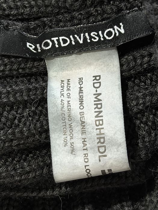 Шапка Riot division