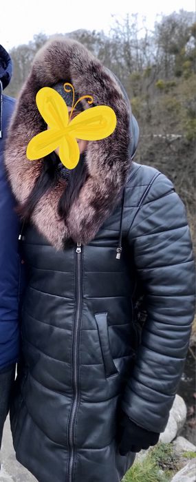 Шкіряна куртка з хутром