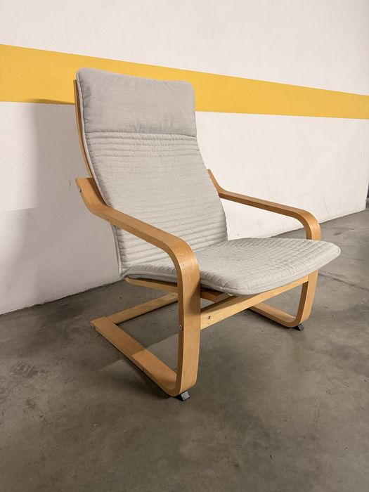 Poltrona IKEA POÄNG