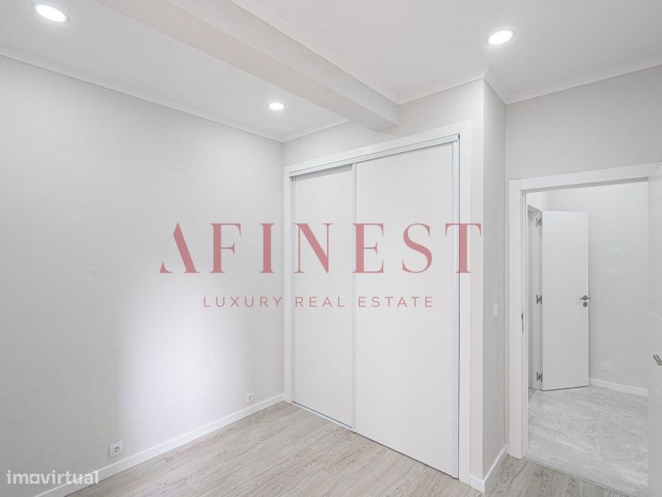Apartamento T1 Totalmente Remodelado Na Amadora
