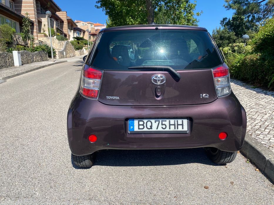 Toyota iQ 1.4d com muitos extras foto 3