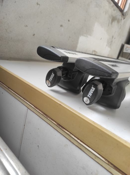 Bagageira Thule 800 + Barras 769+ Pés 757