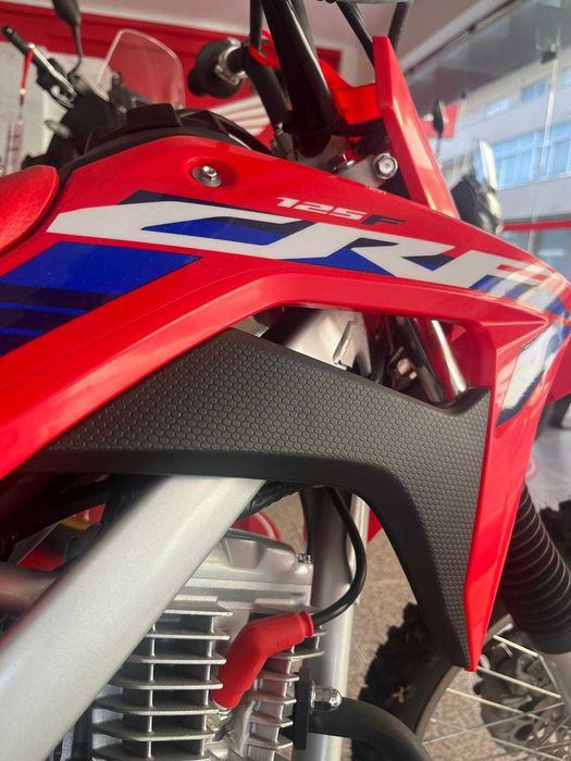 Honda CRF 125 2024 - Rigorosamente Nova, Nunca usada, com Arranque Elétrico