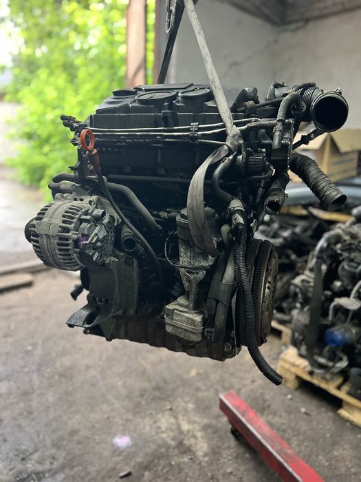 Двигун мотор двигатель VW 1.9 TDI BLS BJB Passat Caddy Touran Skoda Oc