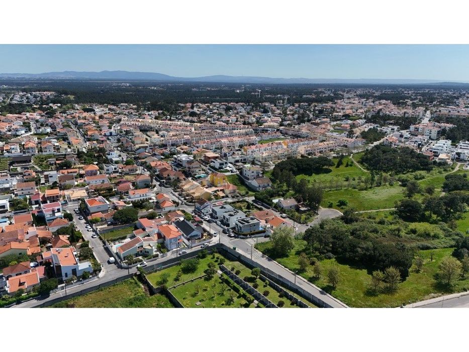 Moradia T3 de Luxo com Piscina e Garagem para Venda na Charneca da ...