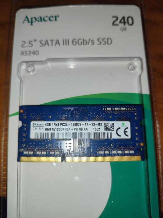 Оперативна память для ноутбука SoDIMM DDR3L 4GB 1600 MHz Hynix (HMT451