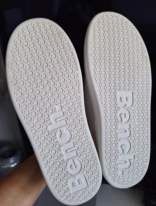 Nowe buty sportowe sneakersy Bench rozm.40