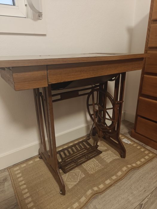 Maquina costura singer