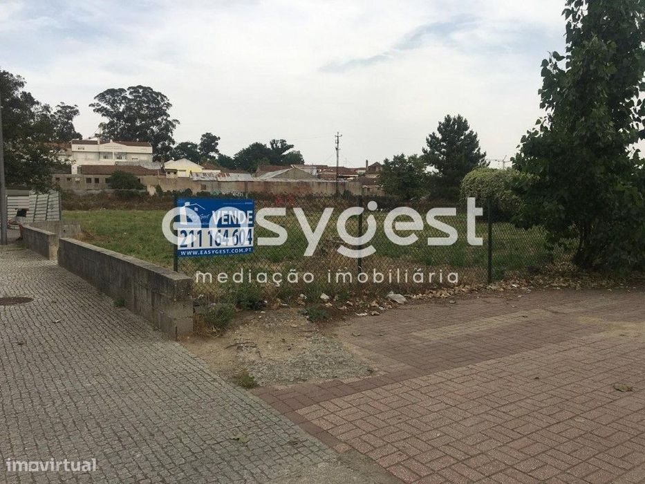 Lote de Terreno para construção na Avenida Europa em Viseu