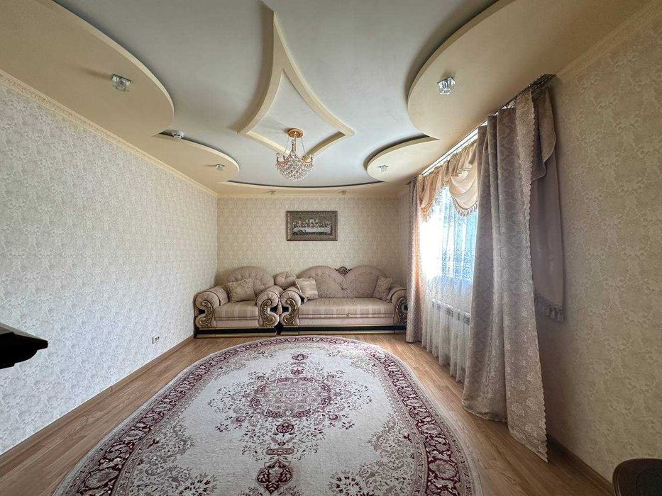 терміново здам 3-кімнатну з ремонотом і меблями Урлівська 23б