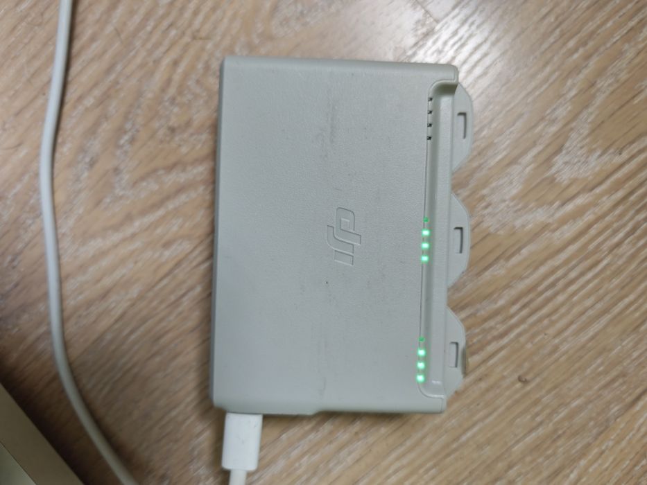 Dji neo 1, 3 baterie plus hub