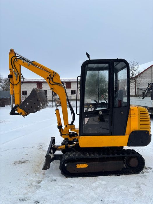 Minikoparka JCB 8024