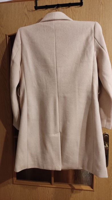 Płaszcz damski beżowy jesienno wiosenny