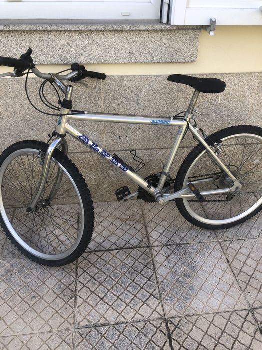 Bicicleta aluminio roda 26