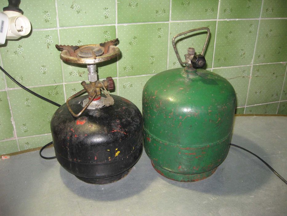 sprzedam butle gazową 1,5 kg z palnikiem