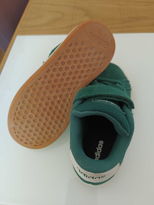 Adidas Grand Court para criança
