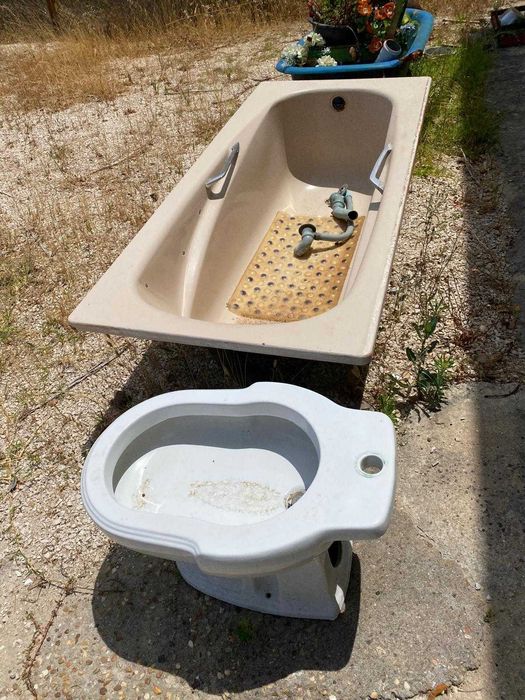 Loiças de Wc em bom estado, Levantar em Benavente