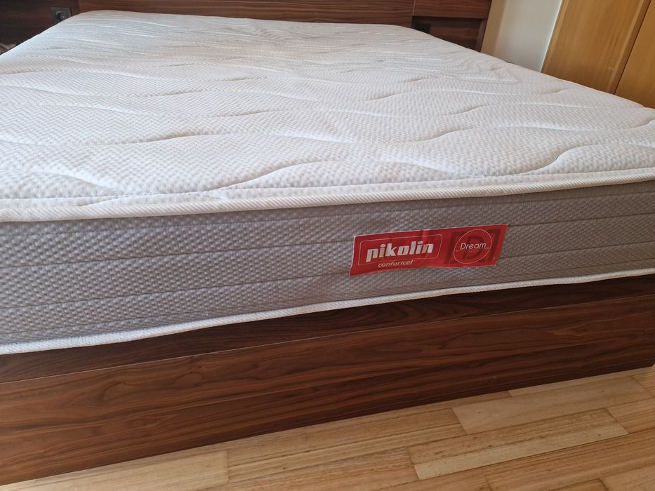 Colchão pikolin.