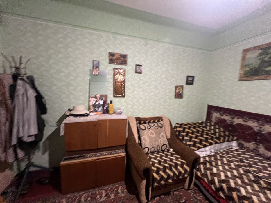 Продаж напівособняку в Росвигові