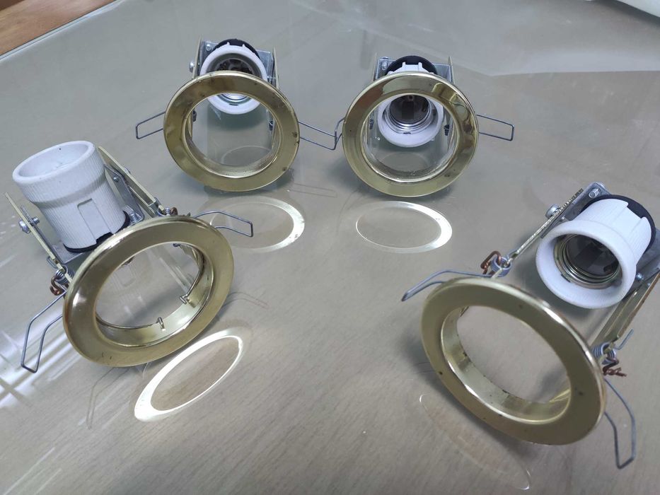 Focos Dourados de Encastrar