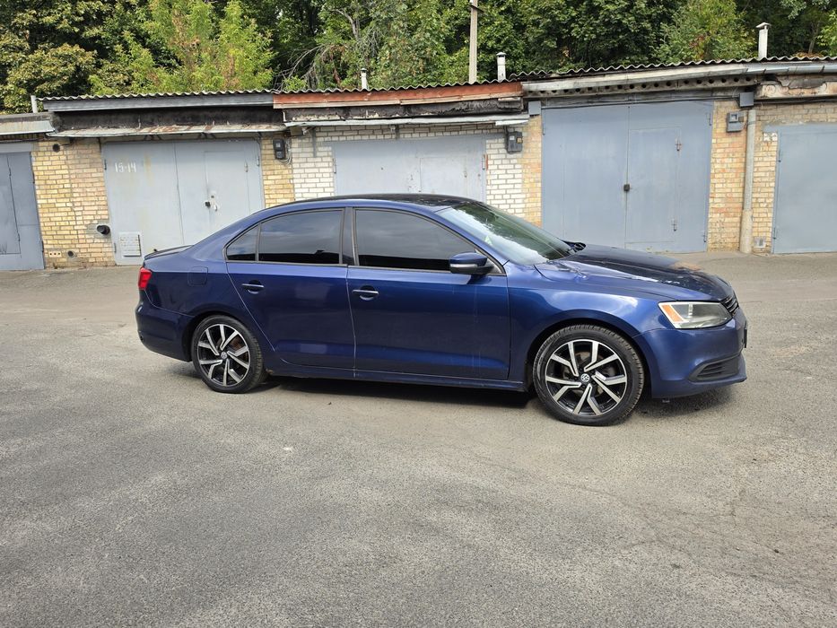 Volkswagen Jetta 2011