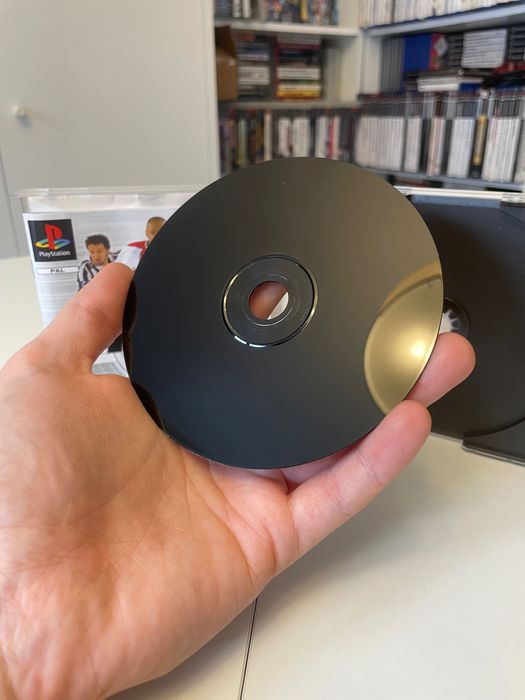 FIFA Football 2004. PlayStation 1