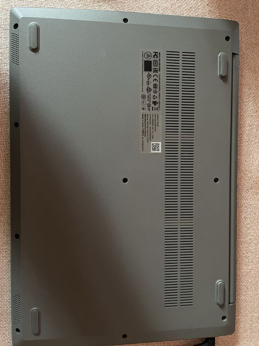 Lenovo ideapad 3