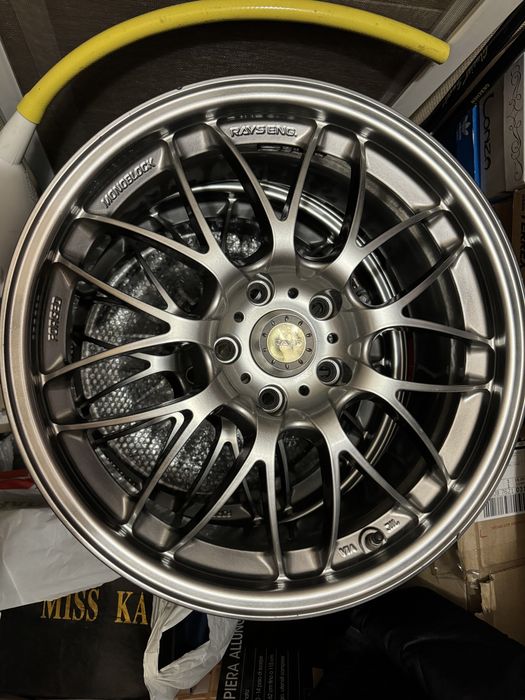 Rays Volk racing 18 7,5 114,3 et35