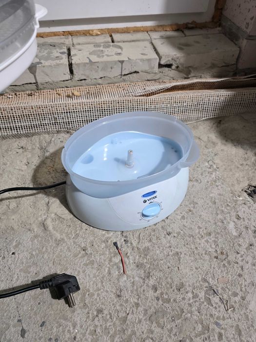 Пароварка Vitek VT-1551B