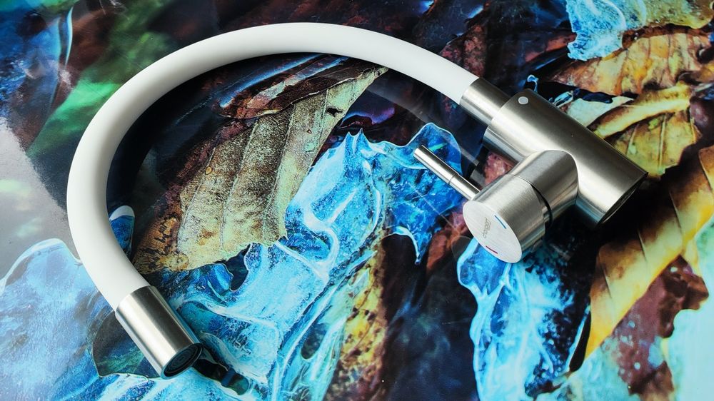 Смеситель для кухни CHAMPION SUS-011 REFL, 3 цвета