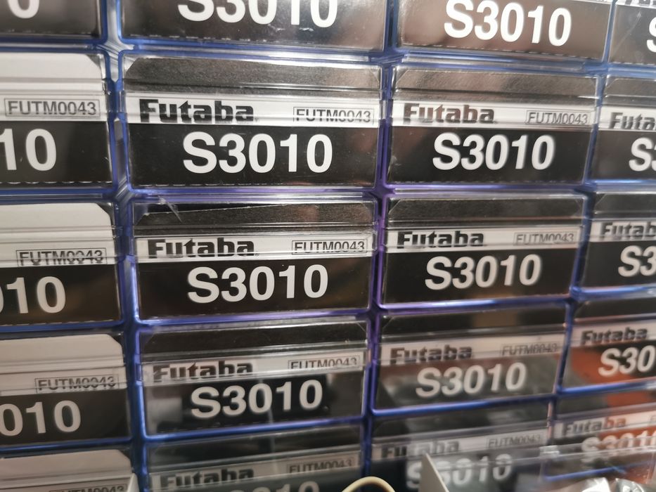 Futaba serwo S3010 do modeli RC nowe nie uzywane