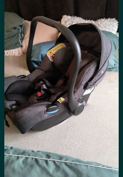 Fotelik samochodowy Joie 0-13 mcy