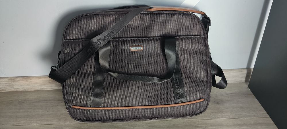 Sprzedam nową oryginalną torbę Melvin na laptopa