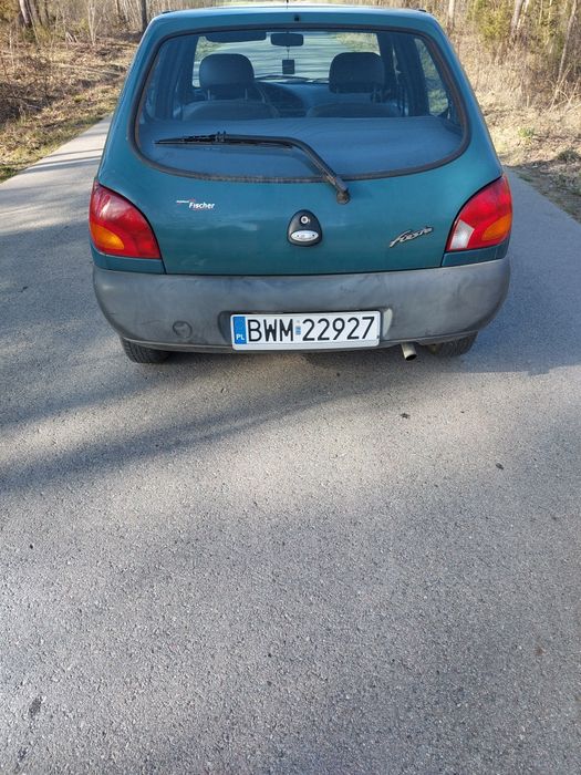 Sprzedam Fiesta 1.3 benzyna