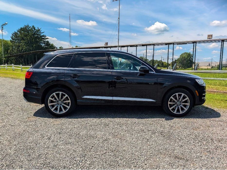 Audi Q7      2019
