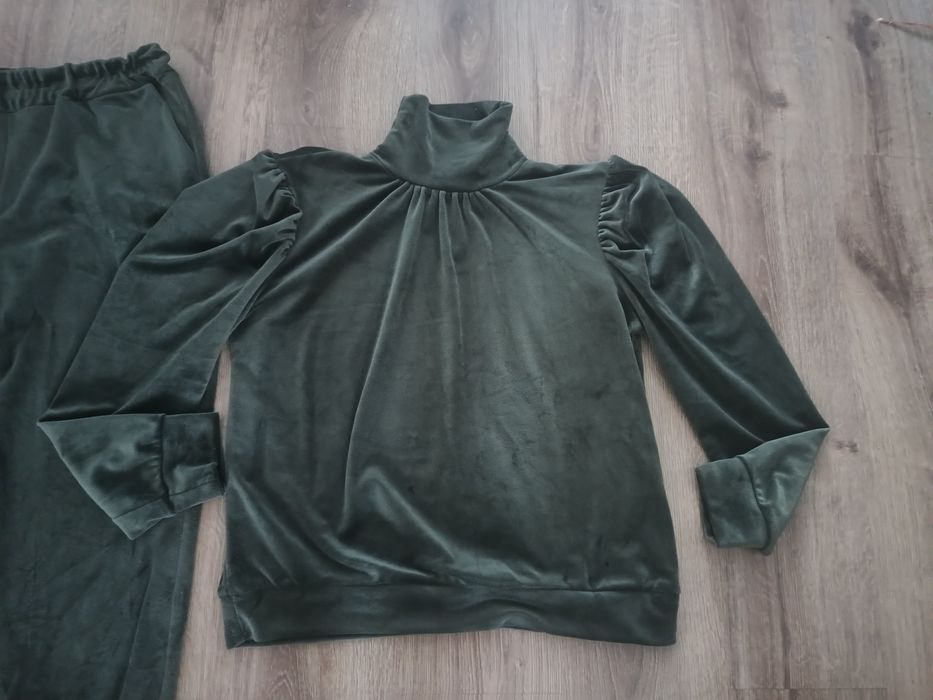 Dres komplet zestaw welurowy bluza spodnie khaki bawełna