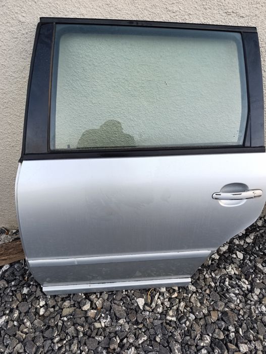 Lewe drzwi volkswagen passat B5 kombi