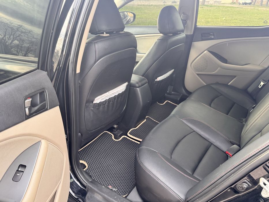 Продам Kia Optima 2015 года