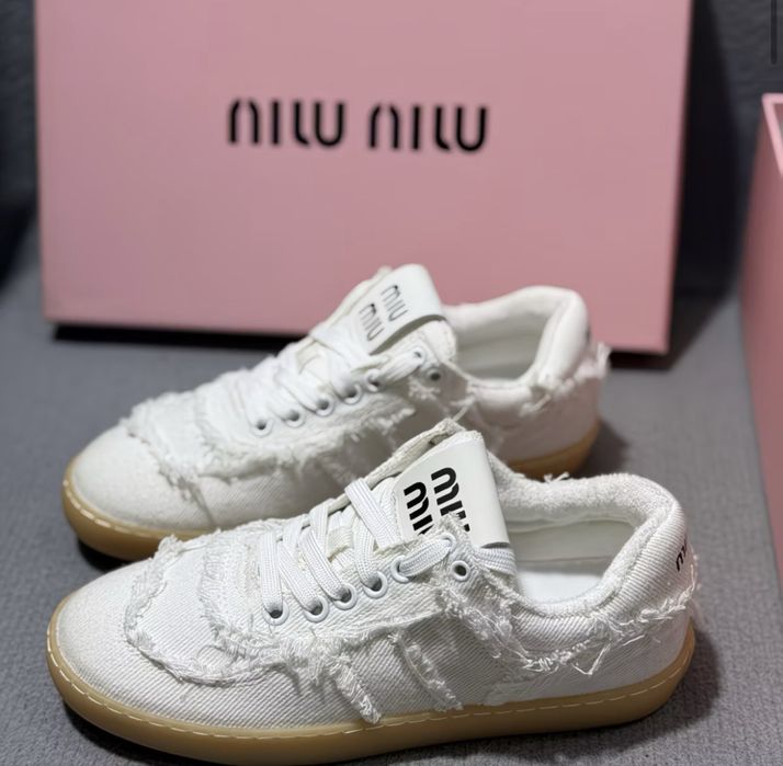 кросівки miu miu 35-40