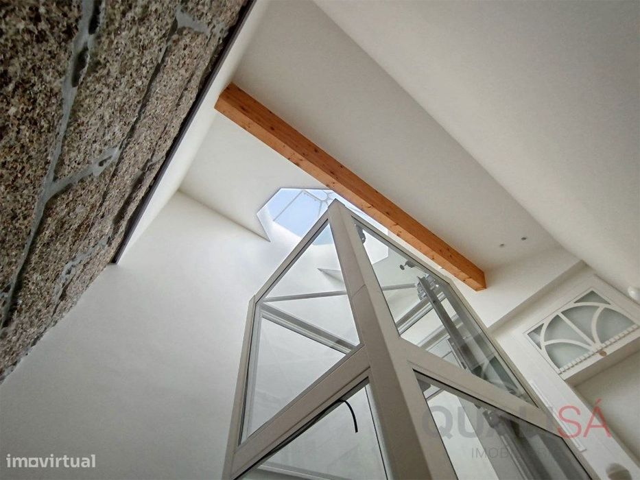 Apartamento T1 novo, com varanda e lugar de garagem em S. Vítor em ...