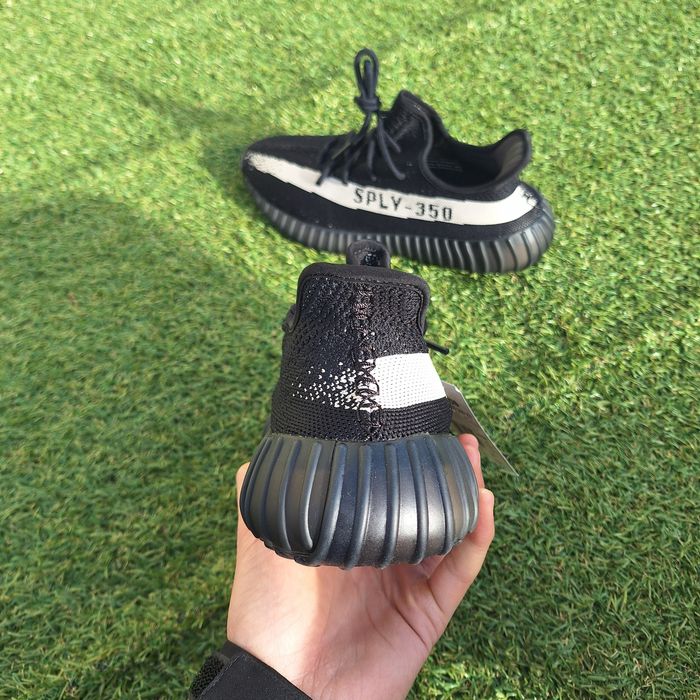 Yezzy 350 V2 oreo