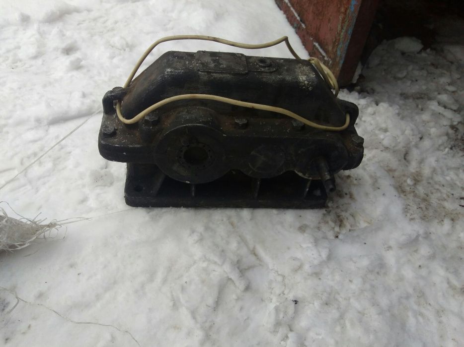 Редуктор  ц3у200 40 пер ц2у160, ц2у200 31,5  рцд 250 31.5  20 40 31.5