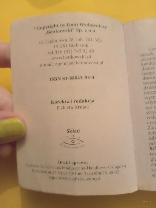 Sprzedam segregator do nauki j. niem. i słowniki